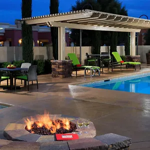 Hampton & Vegas South Hotel